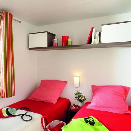 Charmant Camping Familiale 3 Etoiles Vue 360 Plage Piscine A Debordement Empl Xxl 拉博姆 外观 照片
