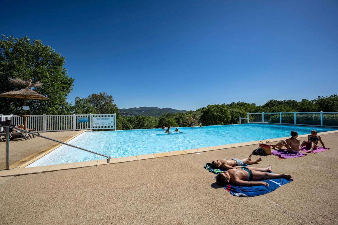 Charmant Camping Familiale 3 Etoiles Vue 360 Plage Piscine A Debordement Empl Xxl 拉博姆 外观 照片