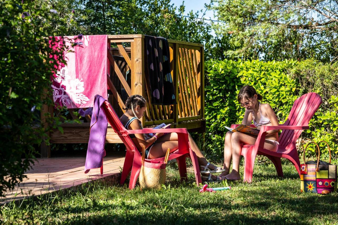 Charmant Camping Familiale 3 Etoiles Vue 360 Plage Piscine A Debordement Empl Xxl 拉博姆 外观 照片