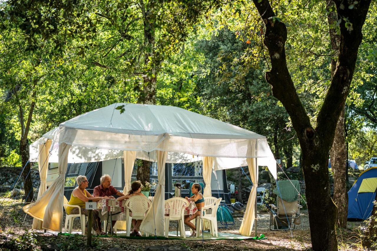 Charmant Camping Familiale 3 Etoiles Vue 360 Plage Piscine A Debordement Empl Xxl 拉博姆 外观 照片