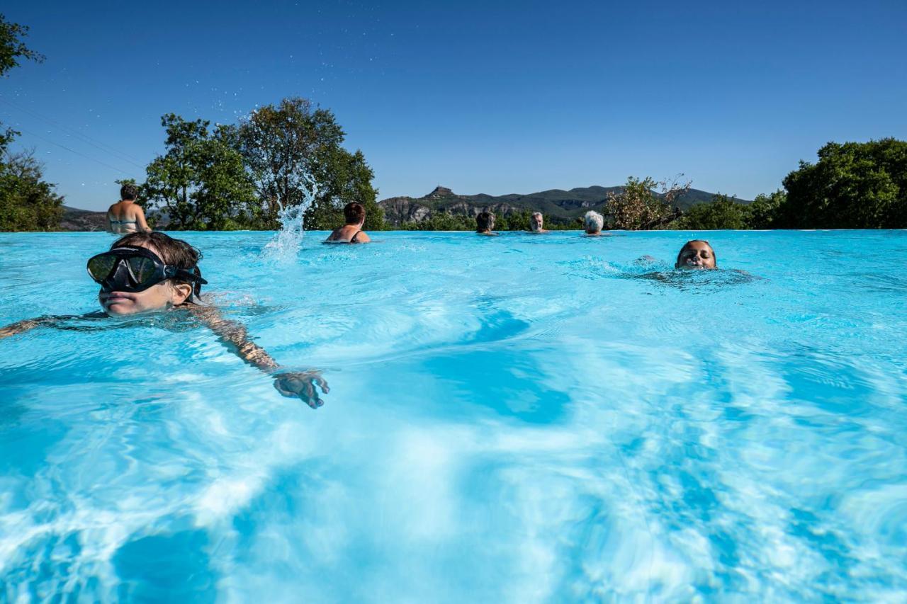Charmant Camping Familiale 3 Etoiles Vue 360 Plage Piscine A Debordement Empl Xxl 拉博姆 外观 照片
