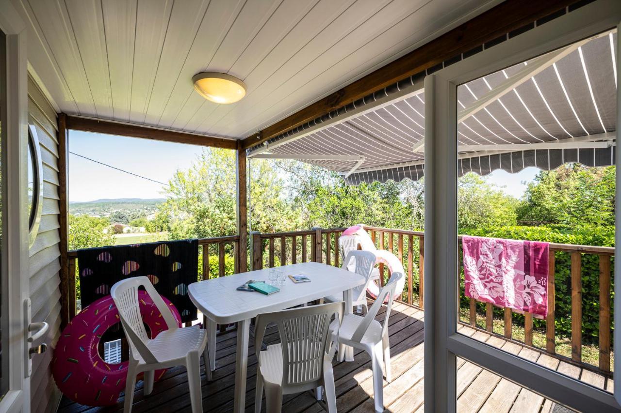 Charmant Camping Familiale 3 Etoiles Vue 360 Plage Piscine A Debordement Empl Xxl 拉博姆 外观 照片