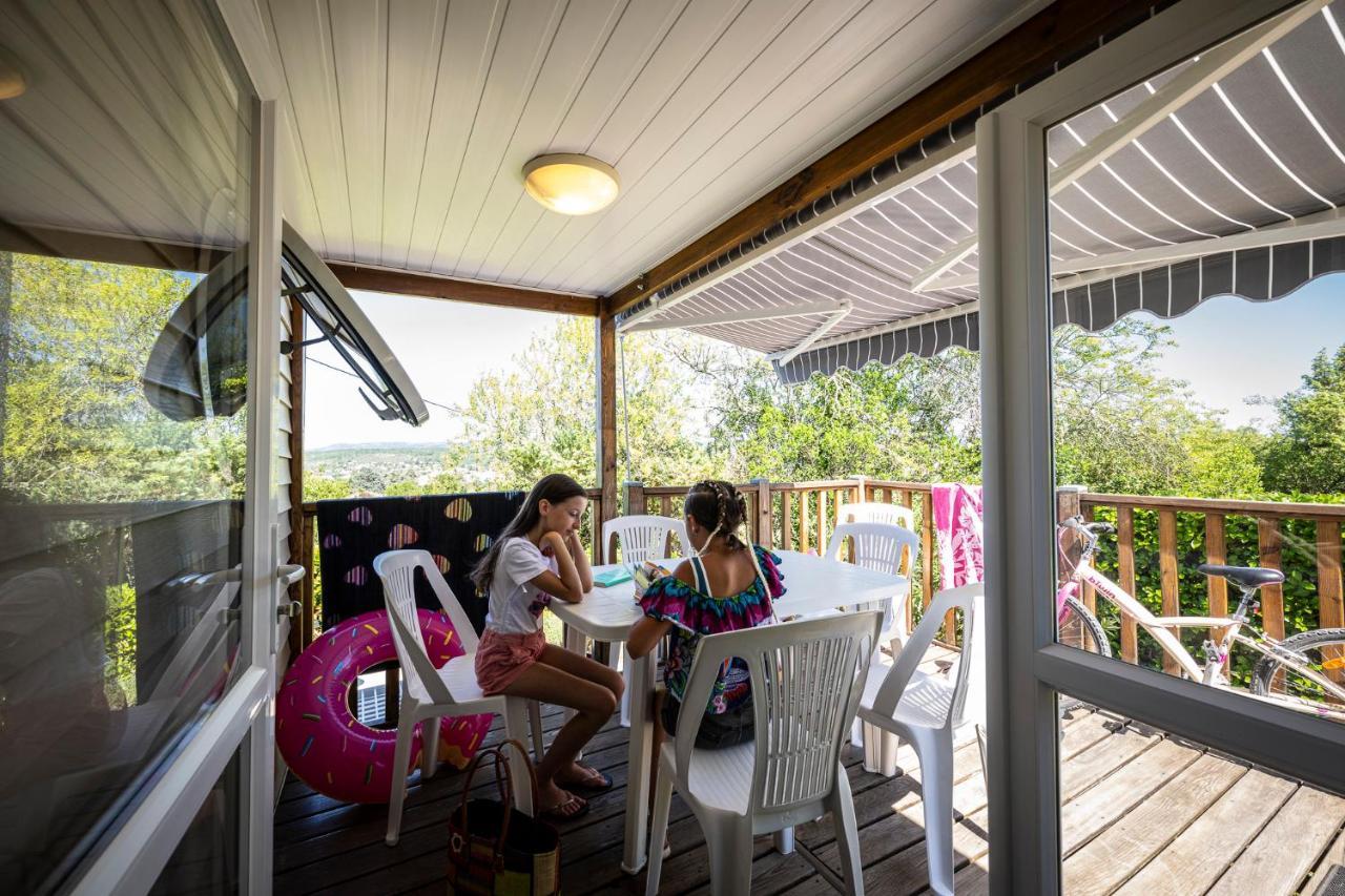 Charmant Camping Familiale 3 Etoiles Vue 360 Plage Piscine A Debordement Empl Xxl 拉博姆 外观 照片