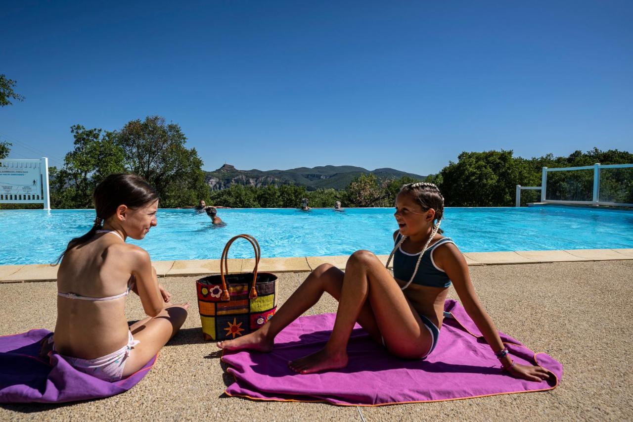 Charmant Camping Familiale 3 Etoiles Vue 360 Plage Piscine A Debordement Empl Xxl 拉博姆 外观 照片