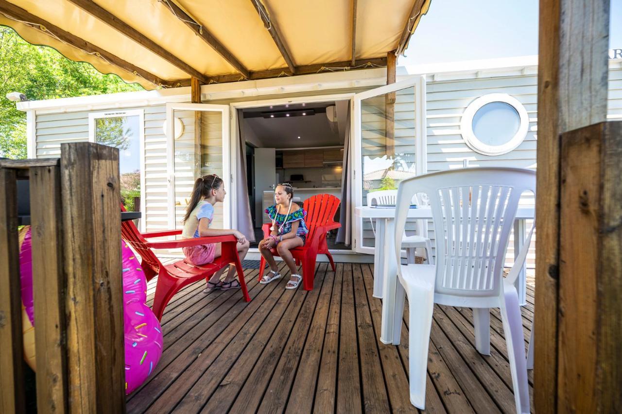 Charmant Camping Familiale 3 Etoiles Vue 360 Plage Piscine A Debordement Empl Xxl 拉博姆 外观 照片