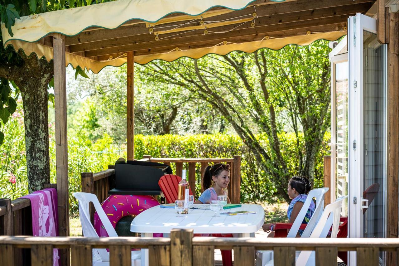 Charmant Camping Familiale 3 Etoiles Vue 360 Plage Piscine A Debordement Empl Xxl 拉博姆 外观 照片