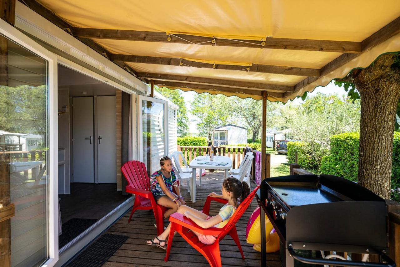 Charmant Camping Familiale 3 Etoiles Vue 360 Plage Piscine A Debordement Empl Xxl 拉博姆 外观 照片